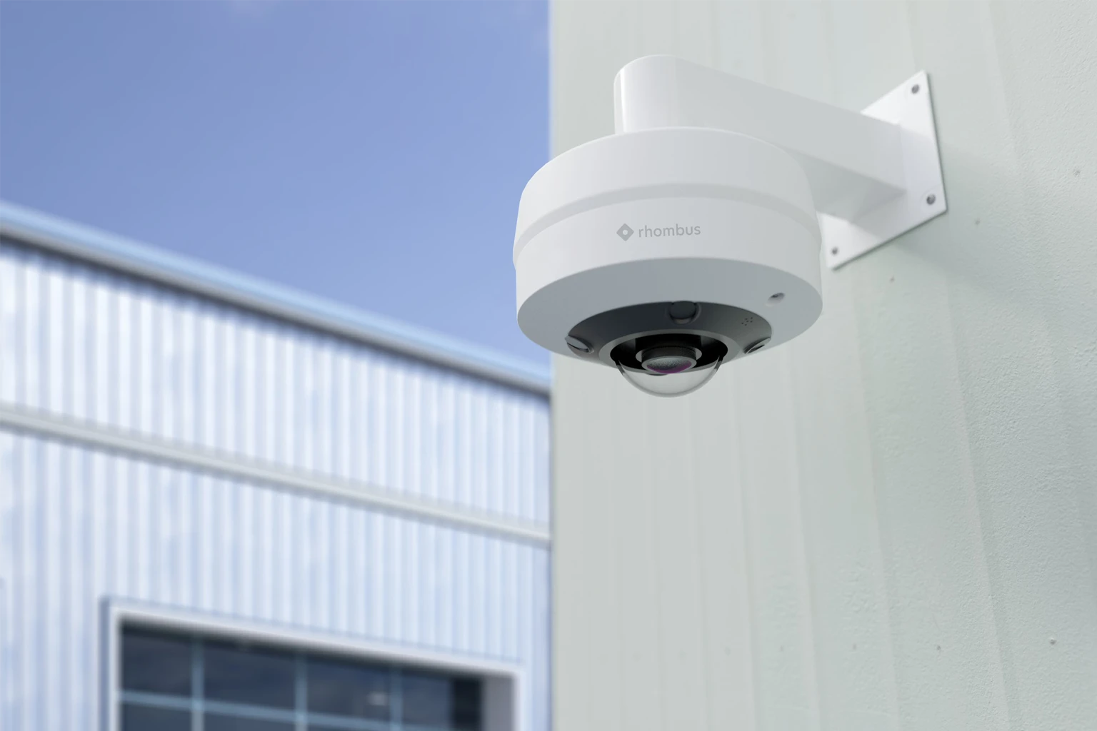 Rhombus plug-and-play camera setup with cloud configuration